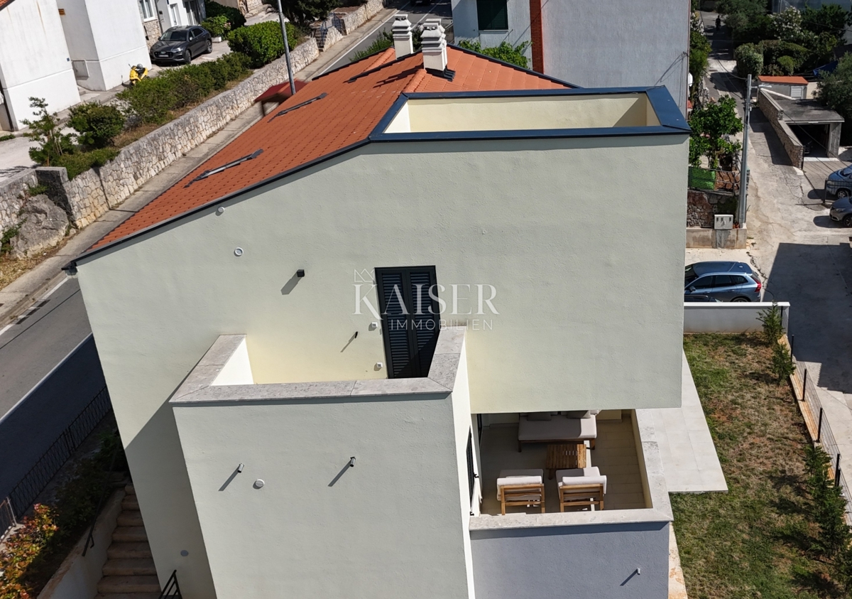 Mali Lošinj, appartamento di lusso 100 m2 - nuova costruzione