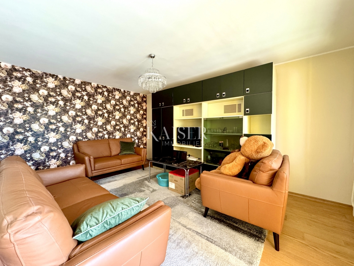 Opatija, Volosko - Confortevole appartamento con 3 camere da letto, loggia, terrazza e vista mare