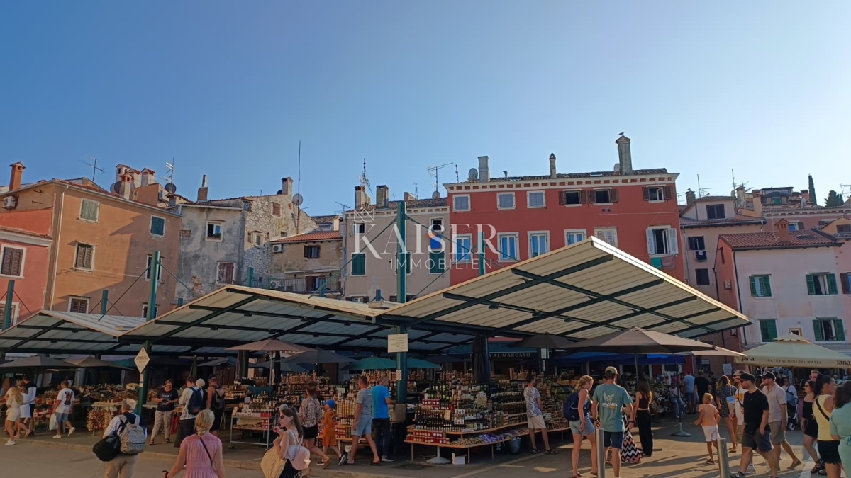 Istria, Rovigno - Appartamento di 72 m2 in ottima posizione con vista mare