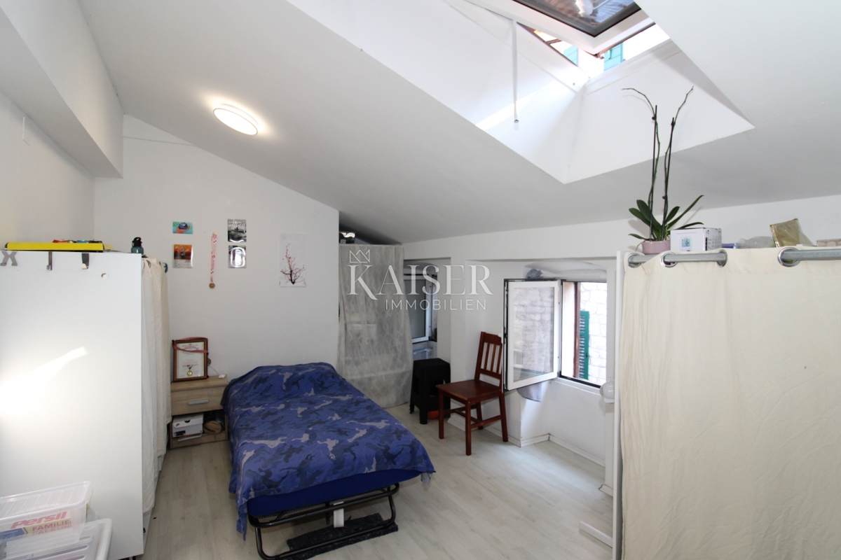 Istria, Rovigno - Appartamento di 72 m2 in ottima posizione con vista mare