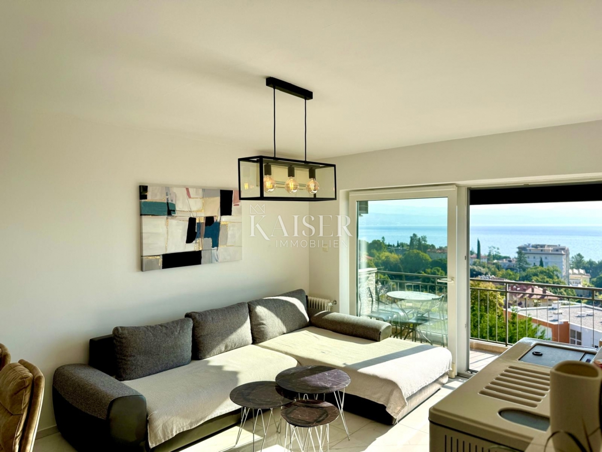 Opatija, Lovran – Appartamento spazioso e completamente ristrutturato con una splendida vista