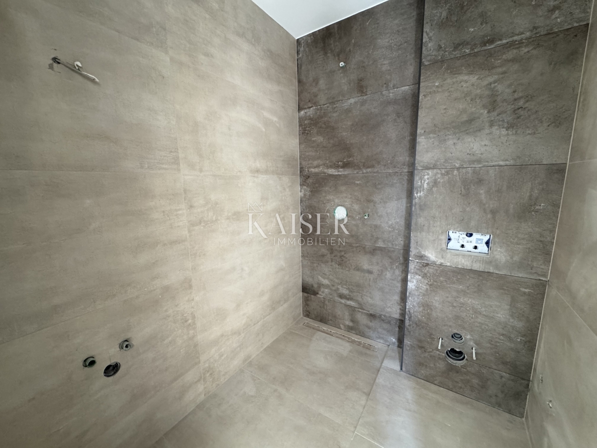 Zara, Diklo - lussuoso appartamento arredato S3 (83 m2), a 70 m dalla spiaggia