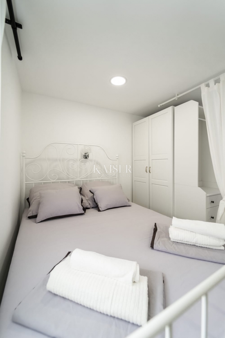 Zara – Poluotok | Appartamento con 3 camere da letto elegantemente arredato nel centro storico