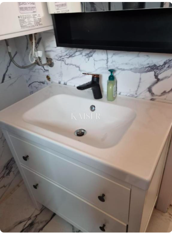 Zara – Poluotok | Appartamento con 3 camere da letto elegantemente arredato nel centro storico