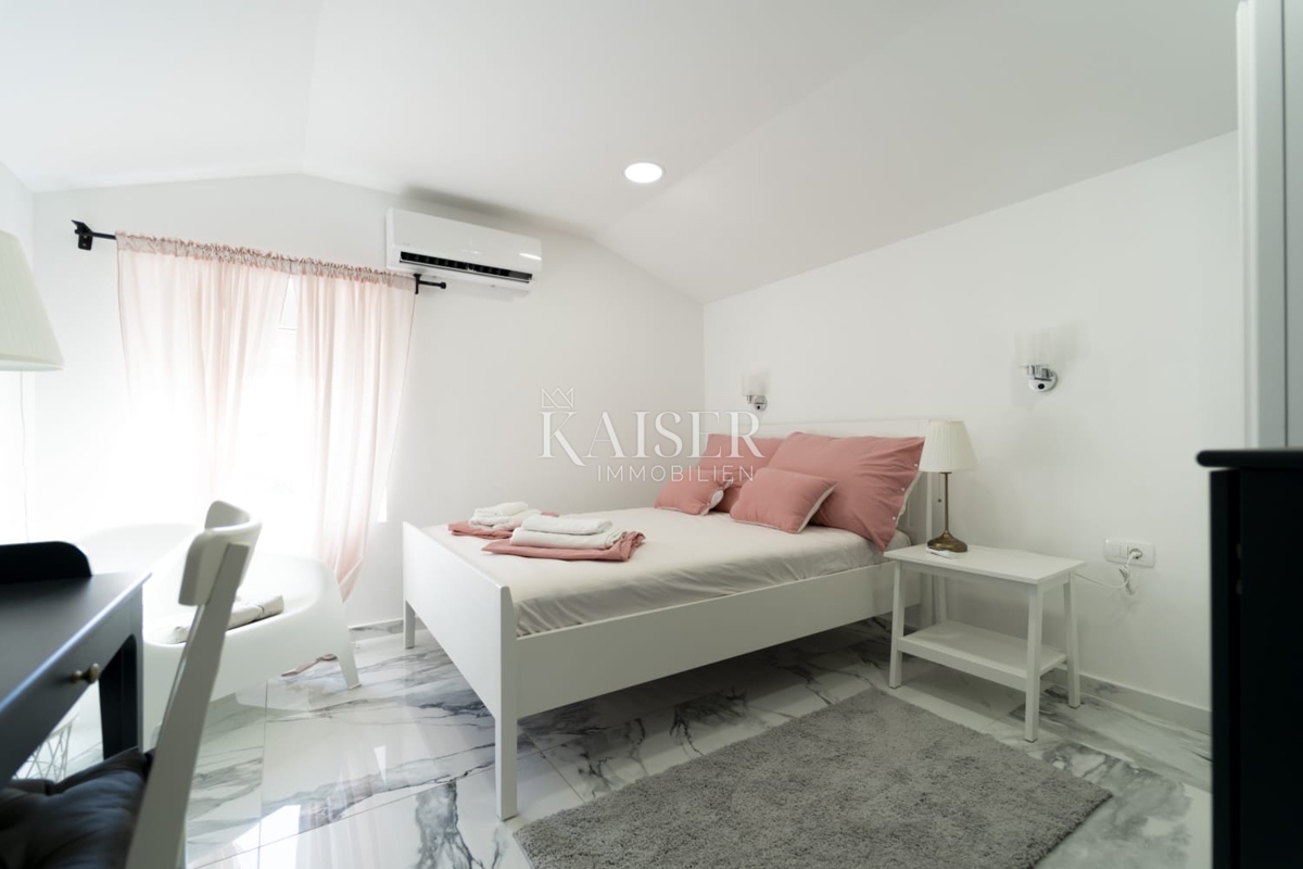 Zara – Poluotok | Appartamento con 3 camere da letto elegantemente arredato nel centro storico