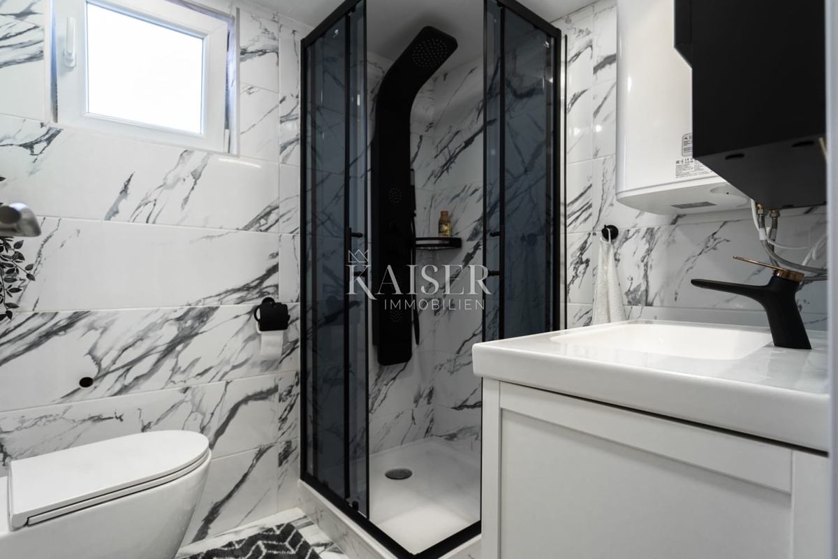 Zara – Poluotok | Appartamento con 3 camere da letto elegantemente arredato nel centro storico