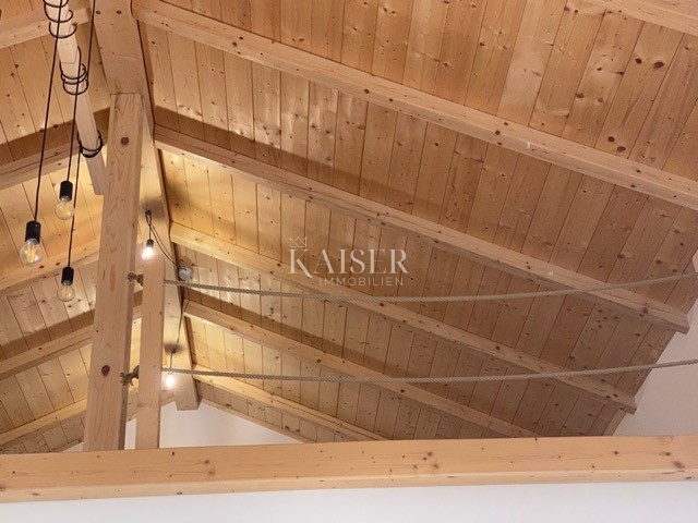 Istria - Umago, nuova casa con mobili e giardino