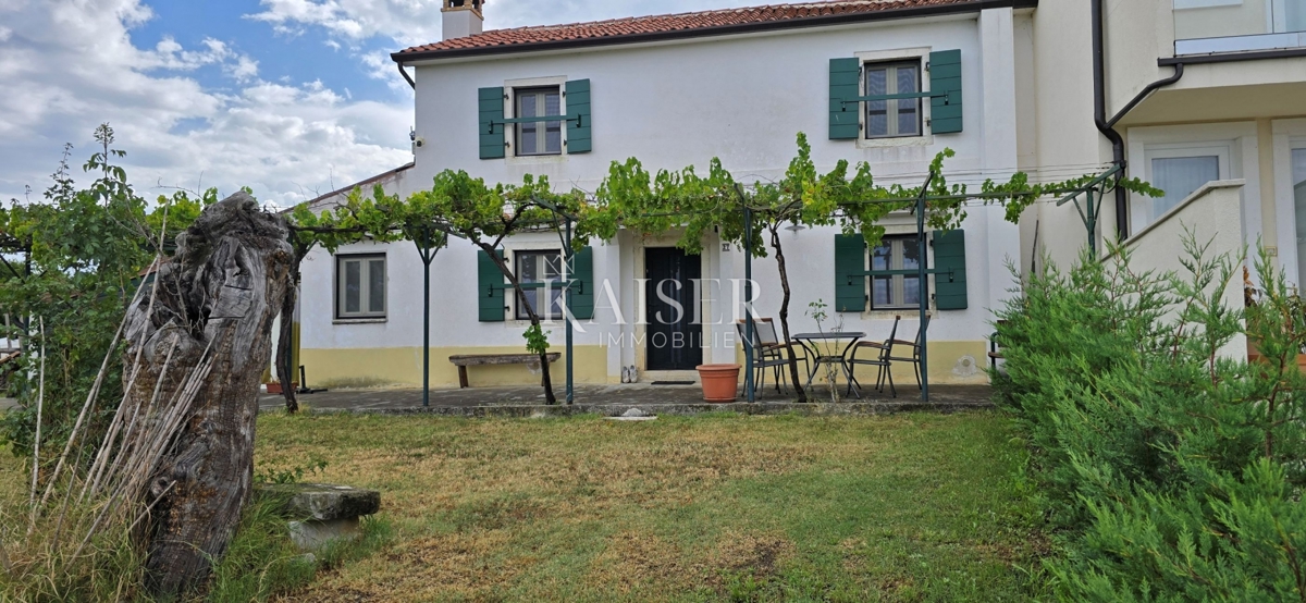 Istria, Juričani, Occasione unica!!!! Casa in pietra nella natura con terreno!!!!