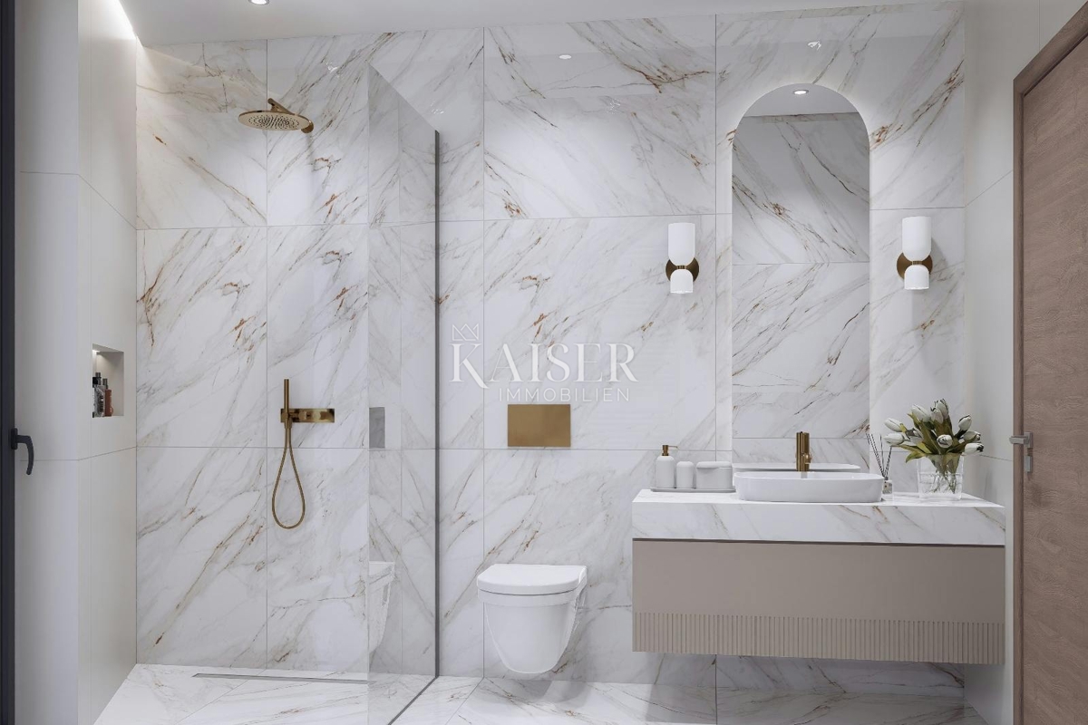 Vodice - Lussuosa villa moderna con piscina e garage a 300 metri dal mare