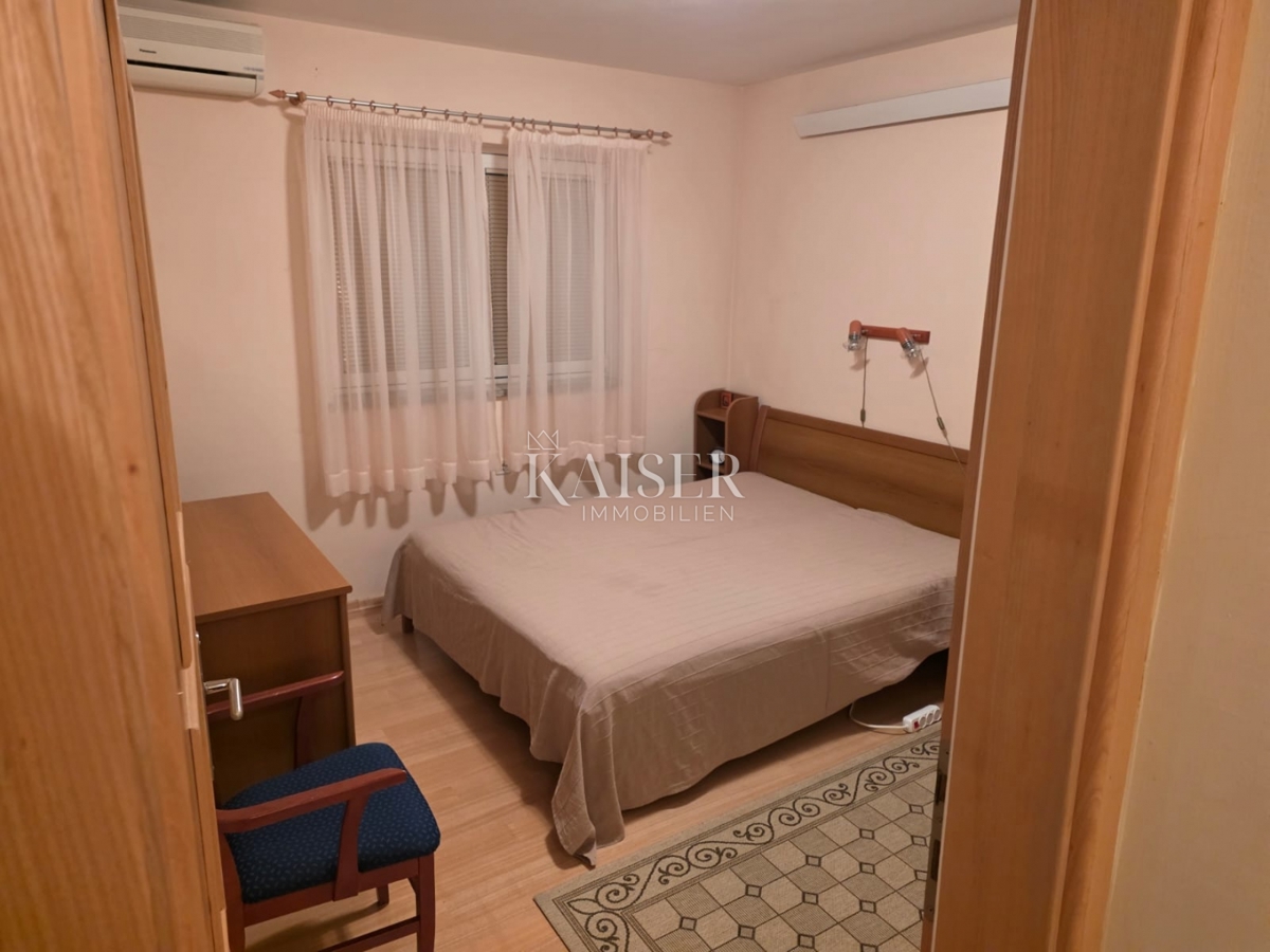 Opatija, appartamento su due piani con terrazza e parcheggio vicino al centro, 147m2