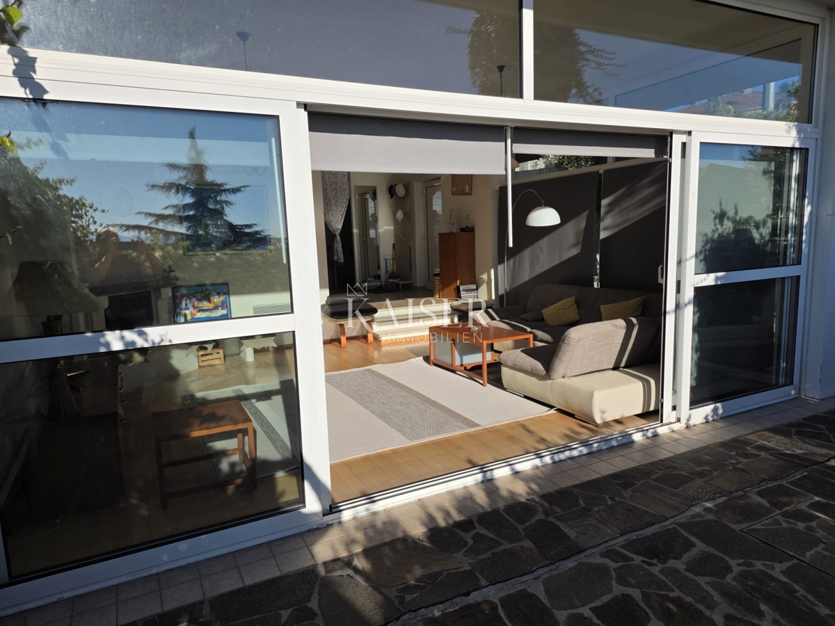 Opatija, appartamento su due piani con terrazza e parcheggio vicino al centro, 147m2