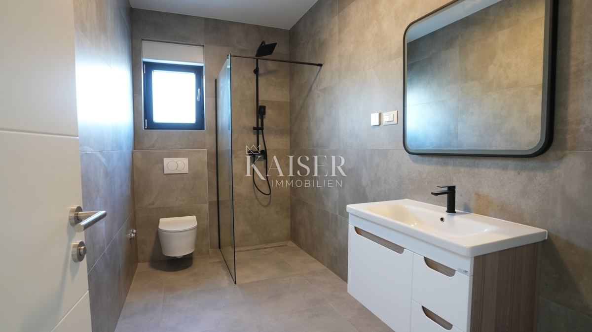 Appartamento Vodice, 152m2