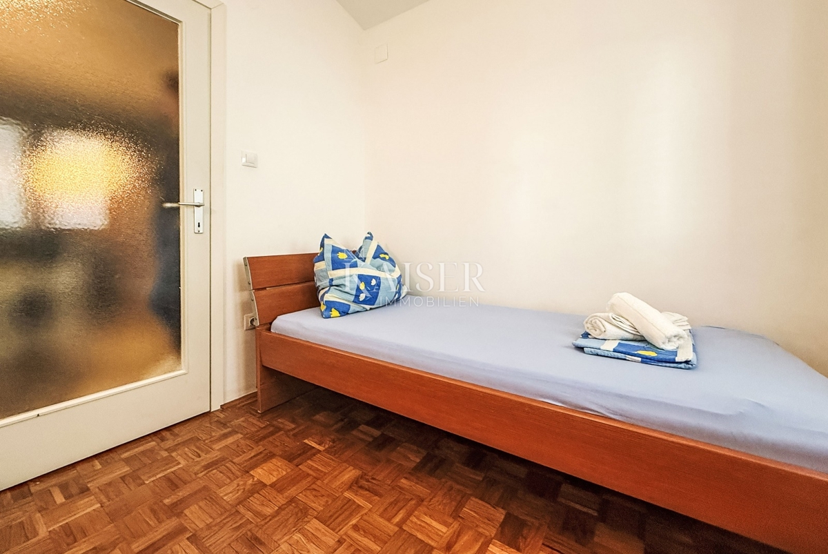 Pag, Novalja - casa 117m2 con garage e giardino