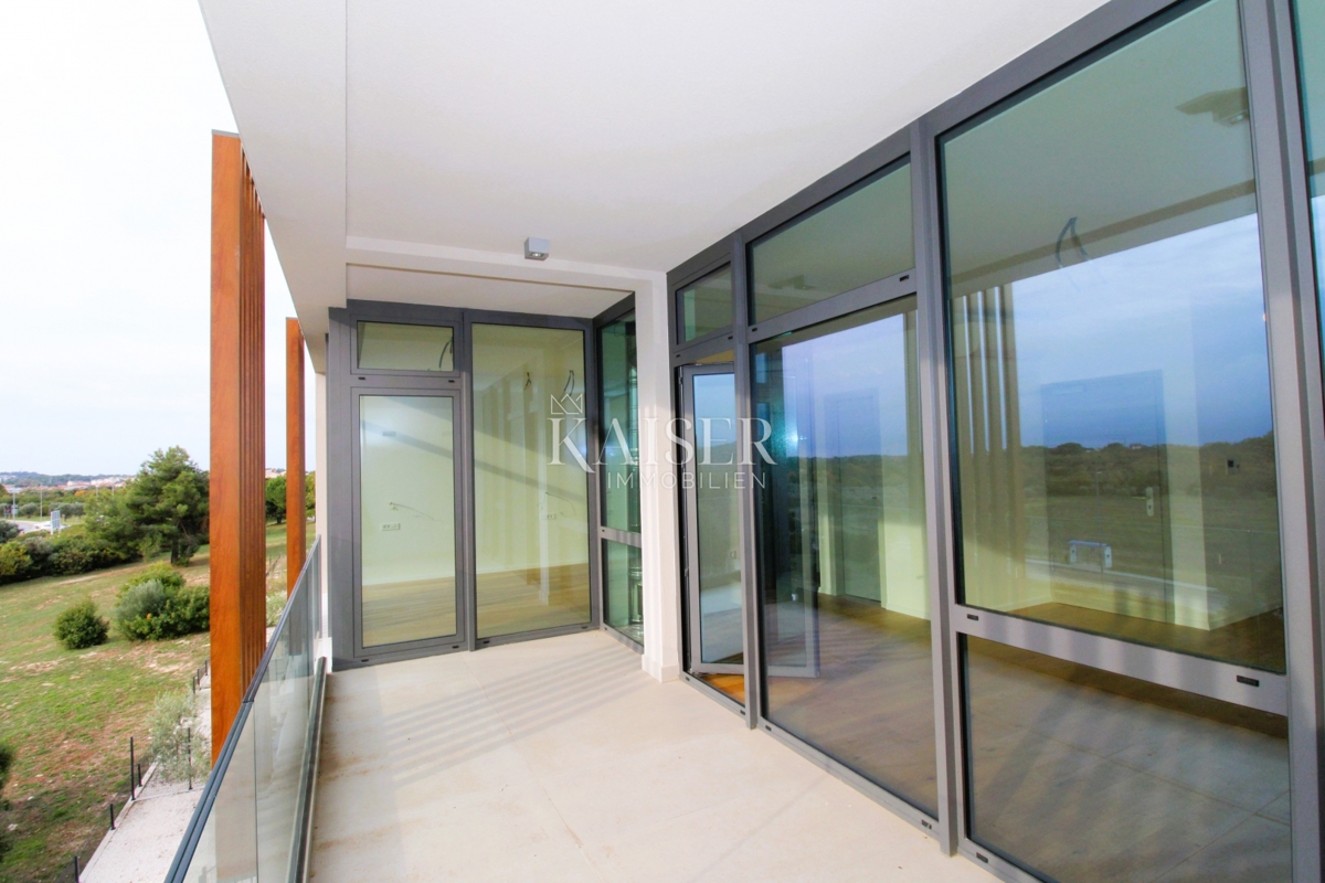 Istria, Rovigno - appartamento moderno di 95m2 con parcheggio