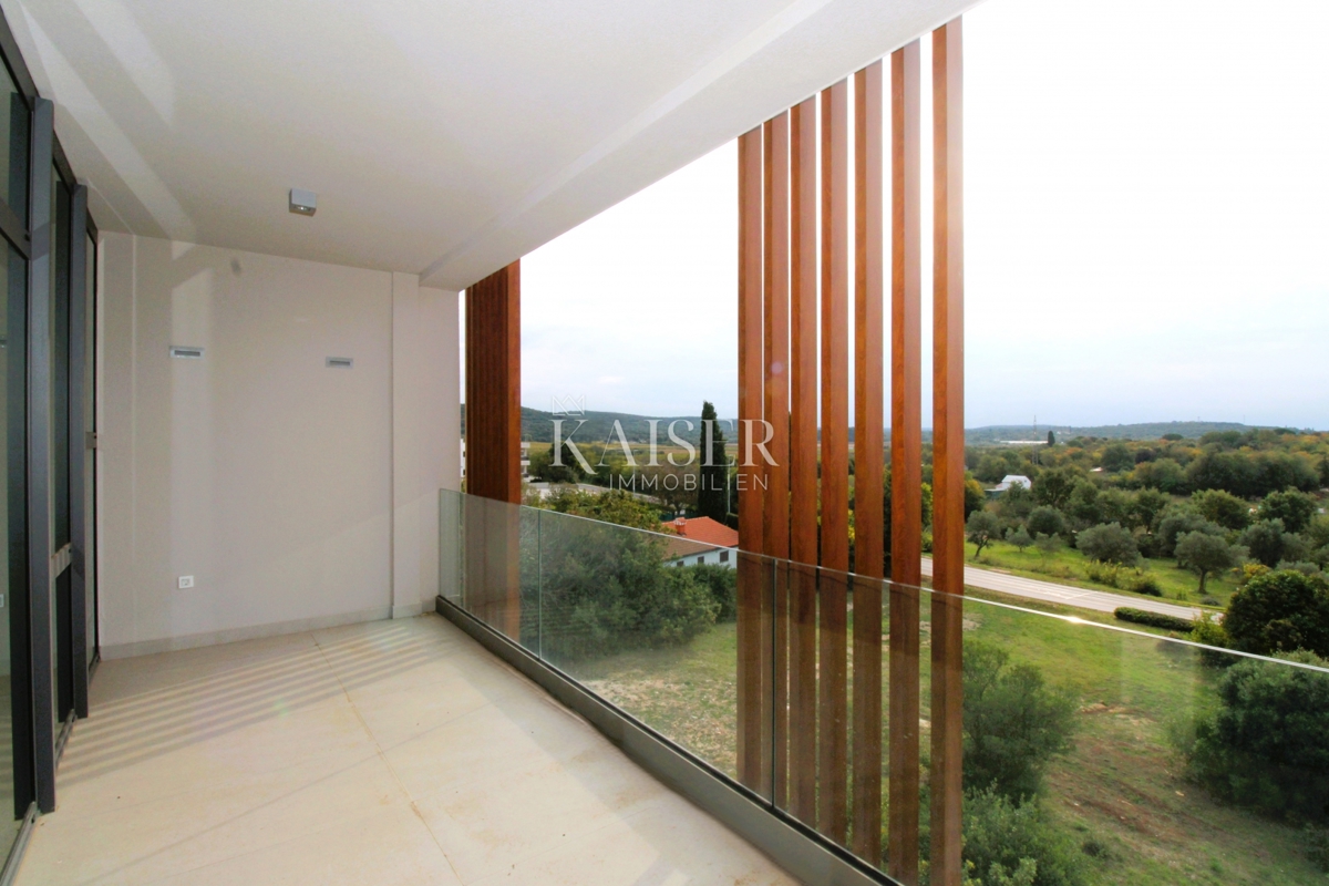 Istria, Rovigno - appartamento moderno di 95m2 con parcheggio