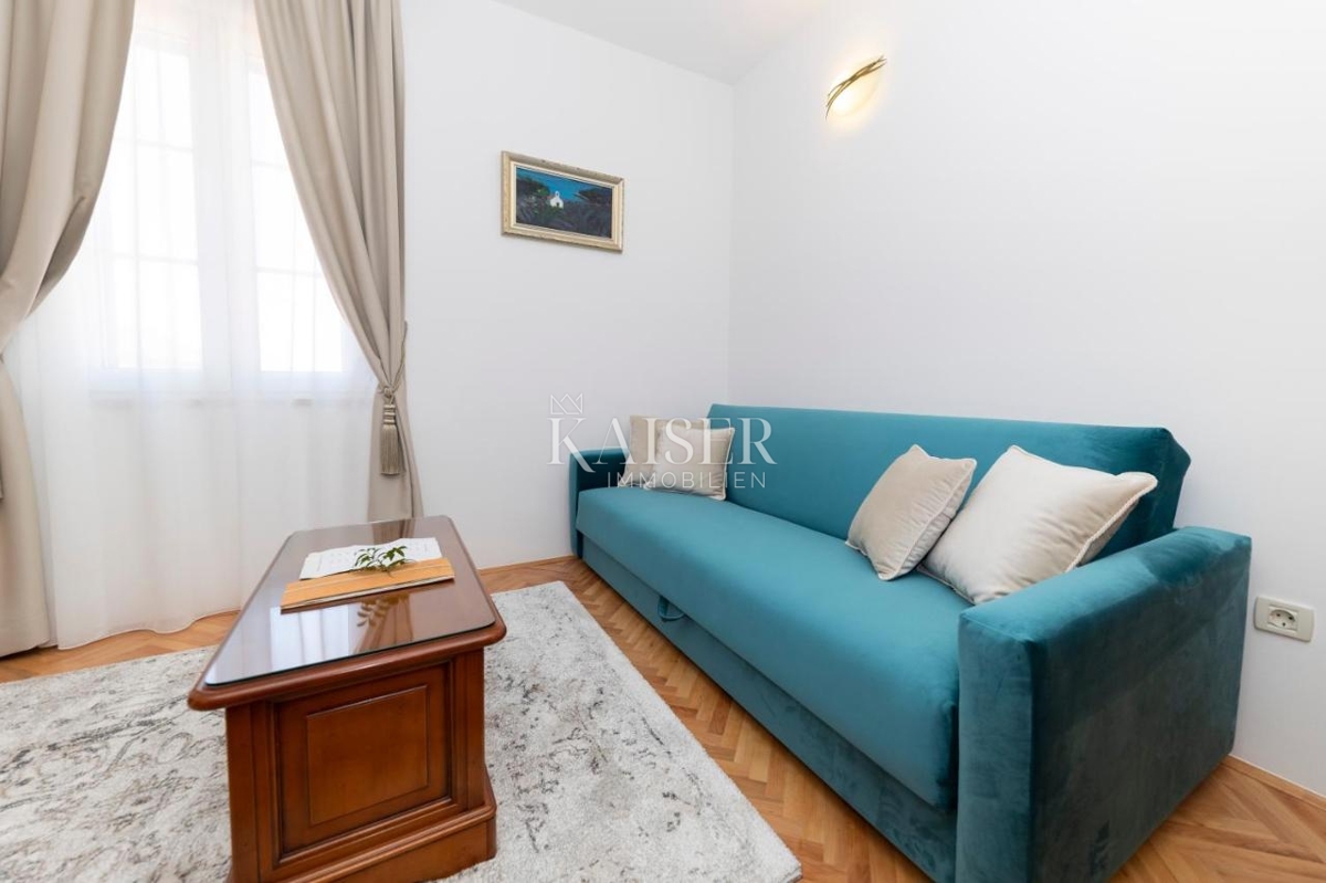 Hotel sul mare vicino a Sebenico