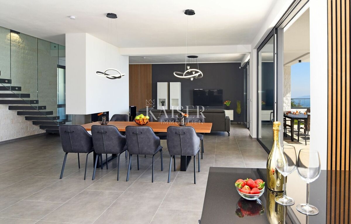 Istria, Rabac - villa di lusso con vista panoramica sul mare, 233 m2