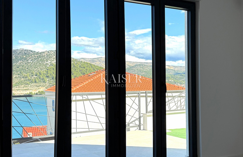 Marina, Trogir - Appartamento esclusivo, pronto per essere abitato, con vista panoramica e giardino