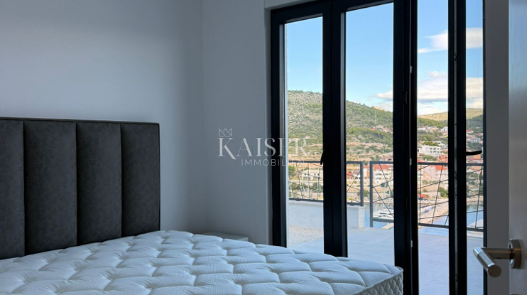 Marina, Trogir - Appartamento esclusivo, pronto per essere abitato, con vista panoramica e giardino