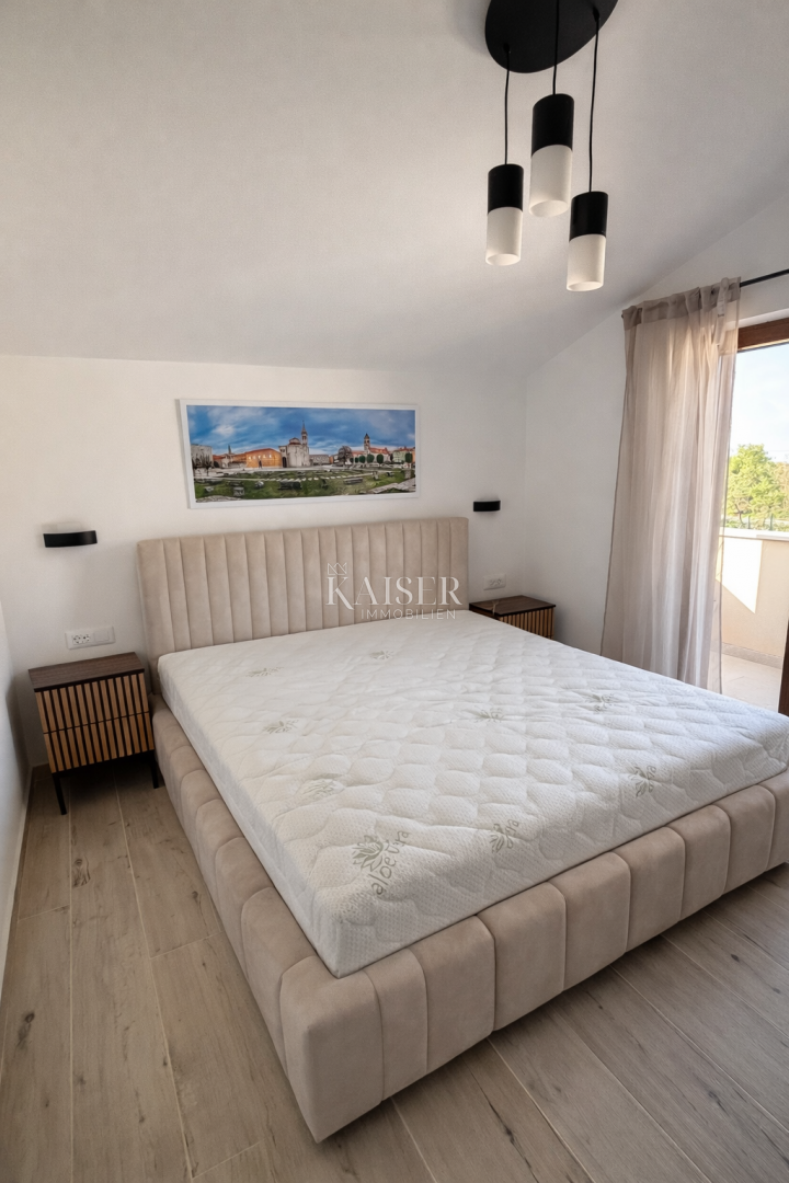 Zara – Murvica | Casa moderna con piscina e ampio giardino