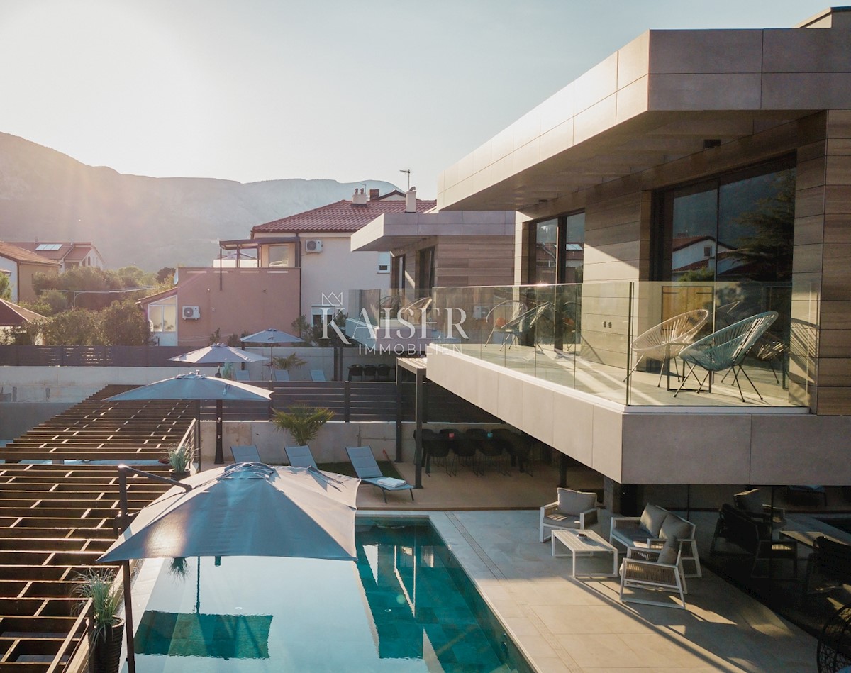 Isola di Krk, Baška - villa di lusso con piscina