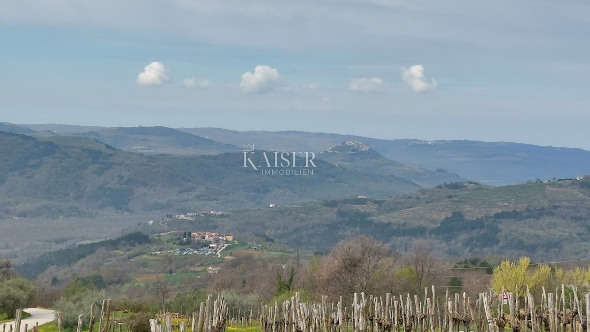 Земля під забудову Motovun, 1.062m2