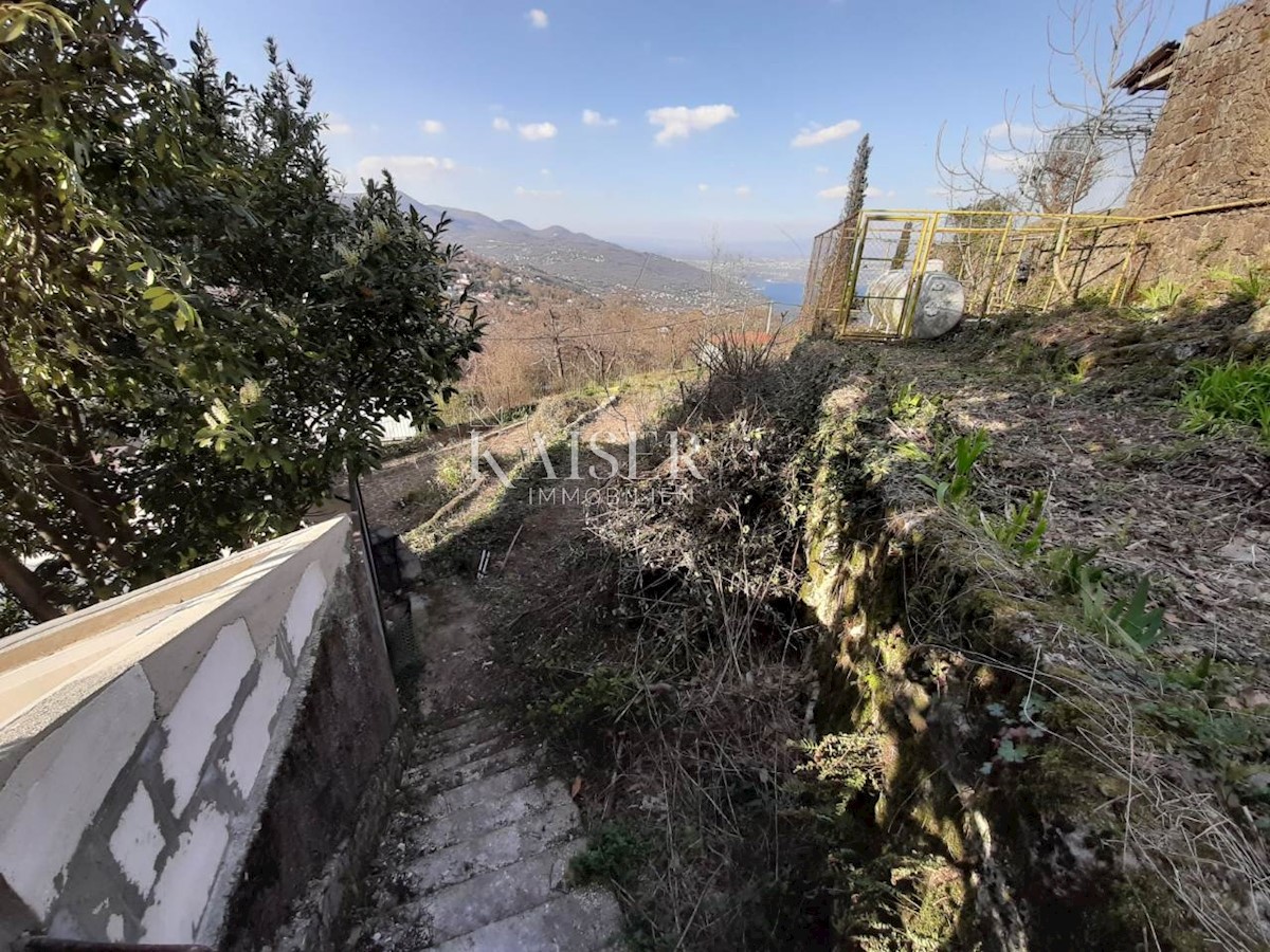 Lovran, Liganj - Terreno con parziale vista mare