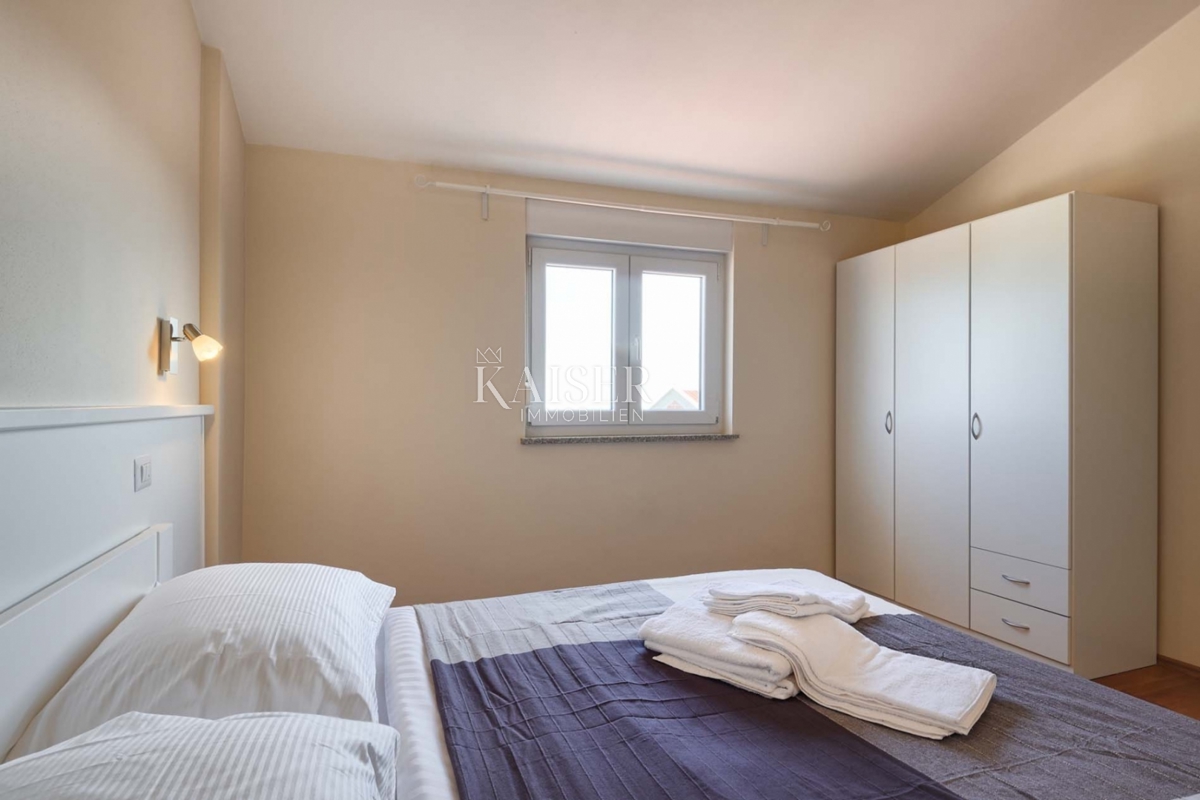 Istria - Kaštelir, villa con piscina, vista mare 1