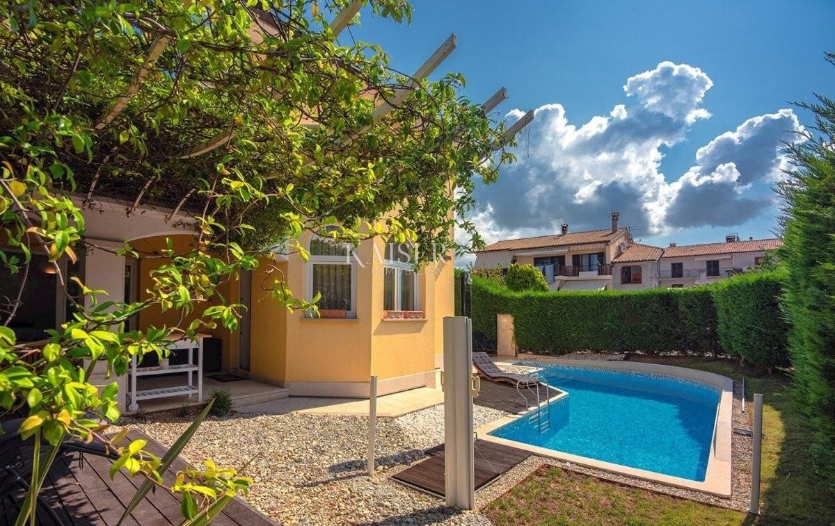 Istria - Pola, villa con piscina e sauna