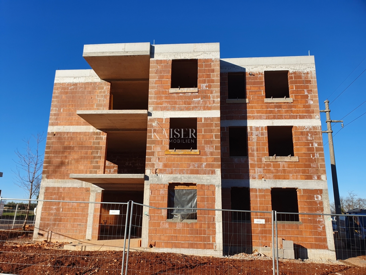 Istria - Umago, appartamento al primo piano, vista mare