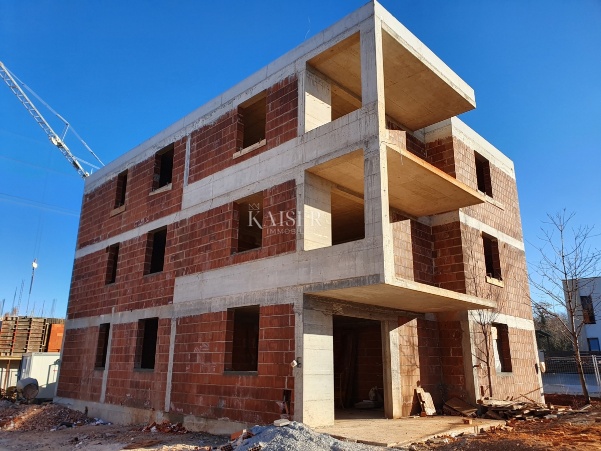 Istria - Umago, appartamento al primo piano, vista mare