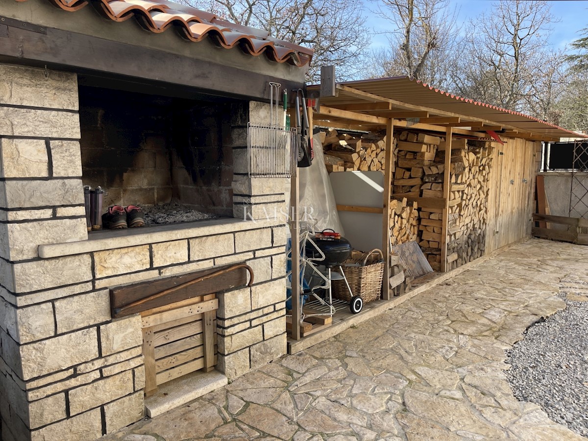 Istria - Visignano, affascinante casa con piscina