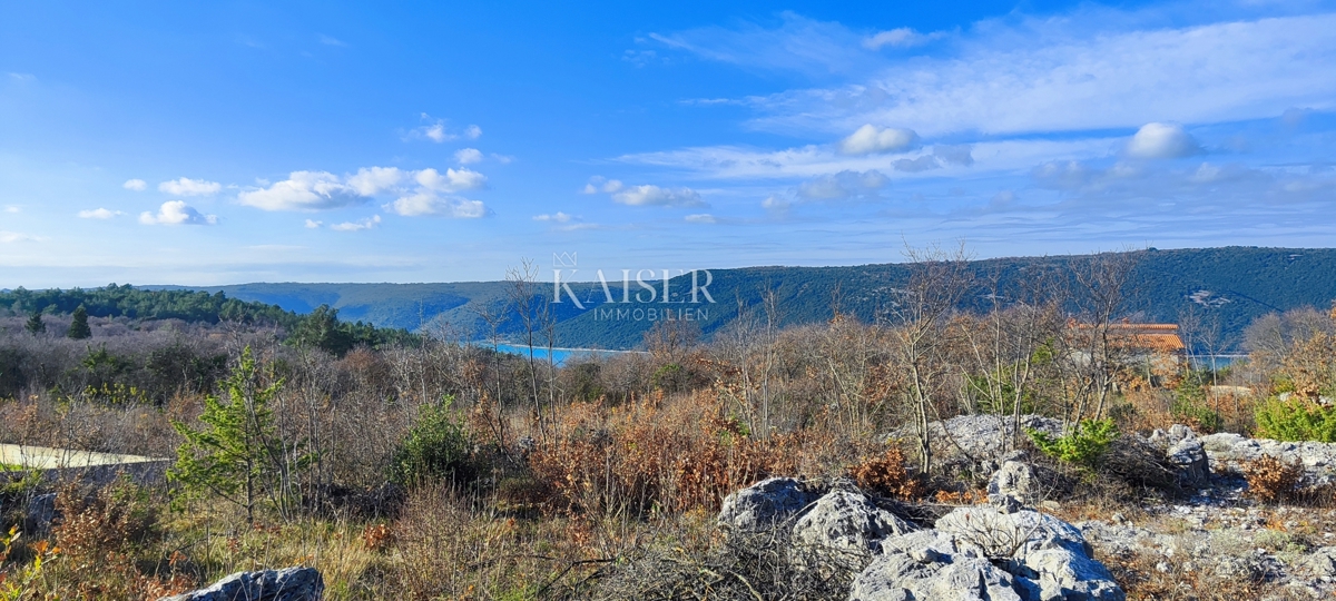 Trget - terreno edificabile, 9.935 m2