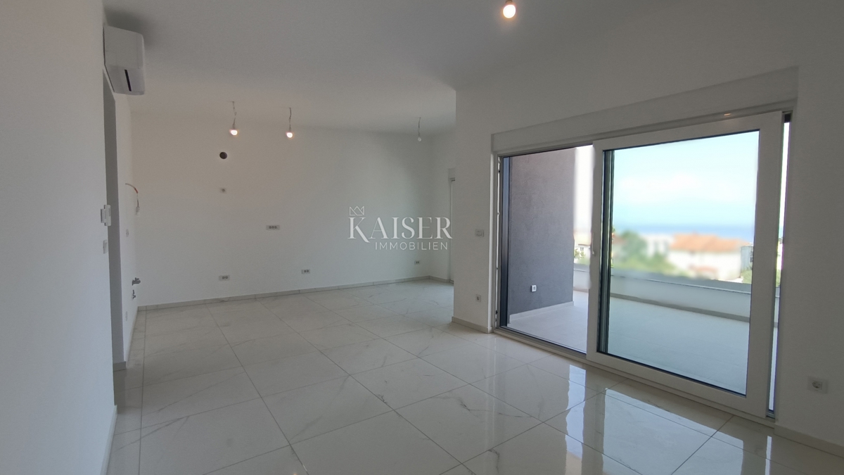 Malinska, Isola di Krk - appartamento 107m2 con vista mare