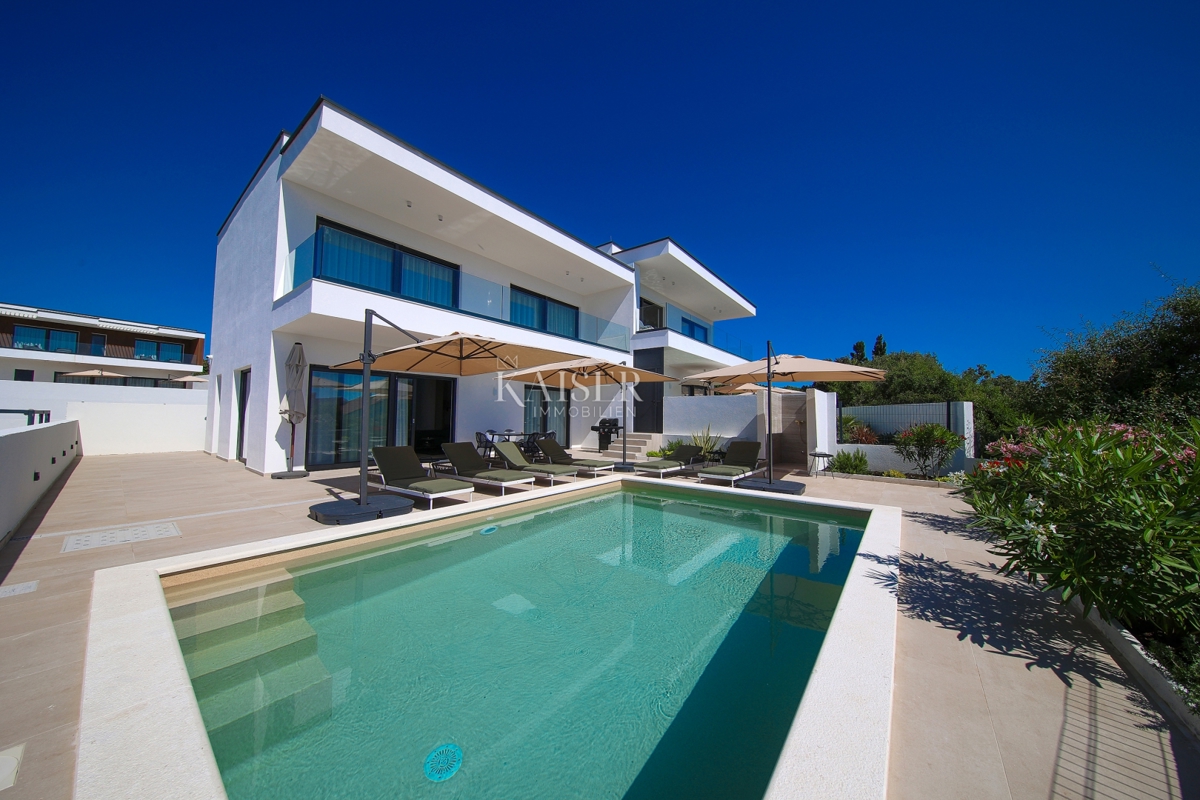 Ville Lun, Novalja, 145m2