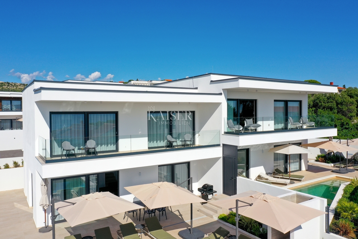 Ville Lun, Novalja, 145m2
