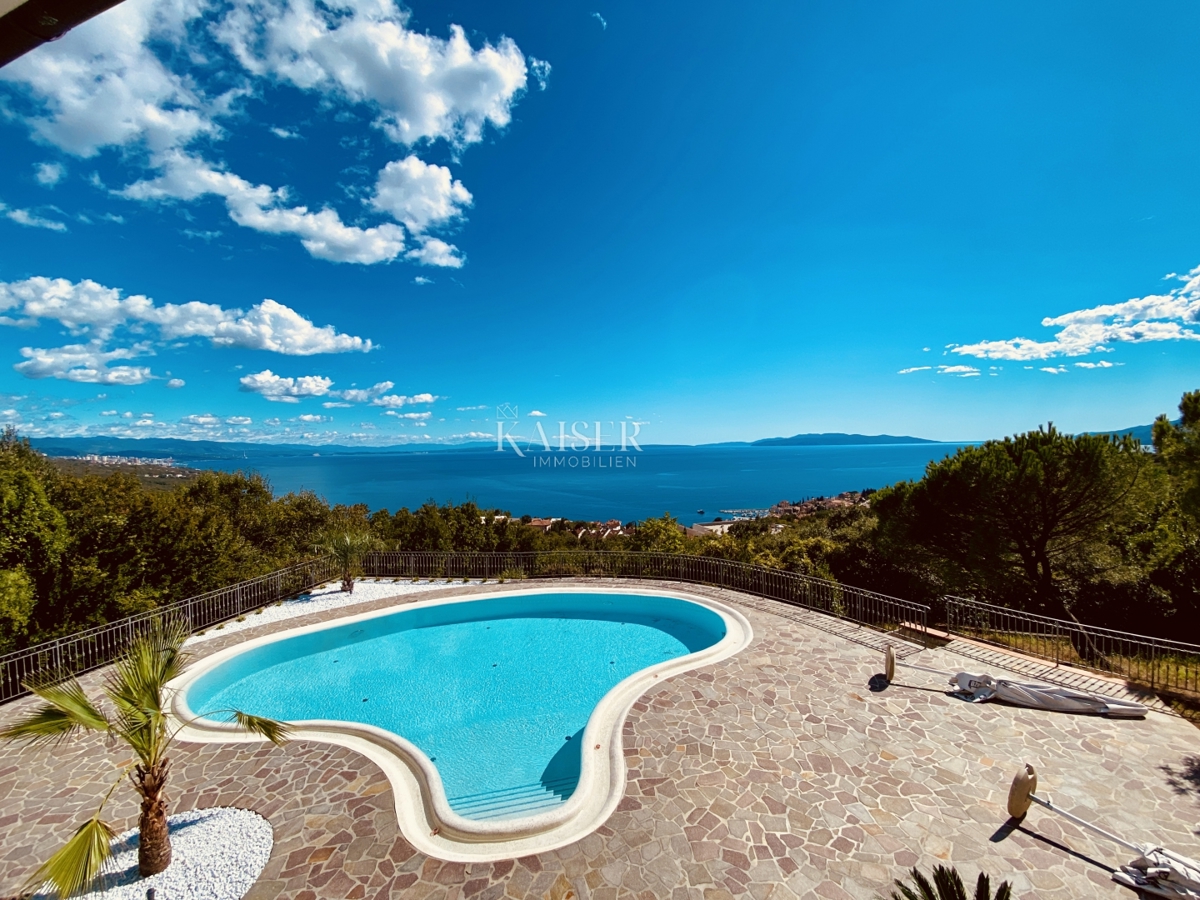 Opatija, Pobri - villa su 4300 m2 con una vista fantastica