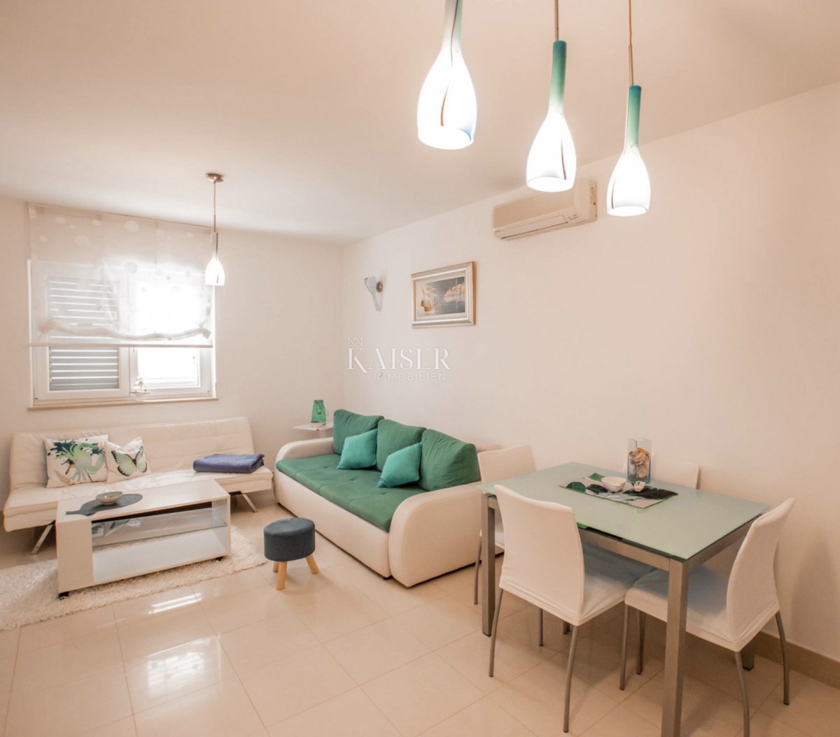 Istria, Parenzo - casa plurifamiliare con piscina,  685 m2