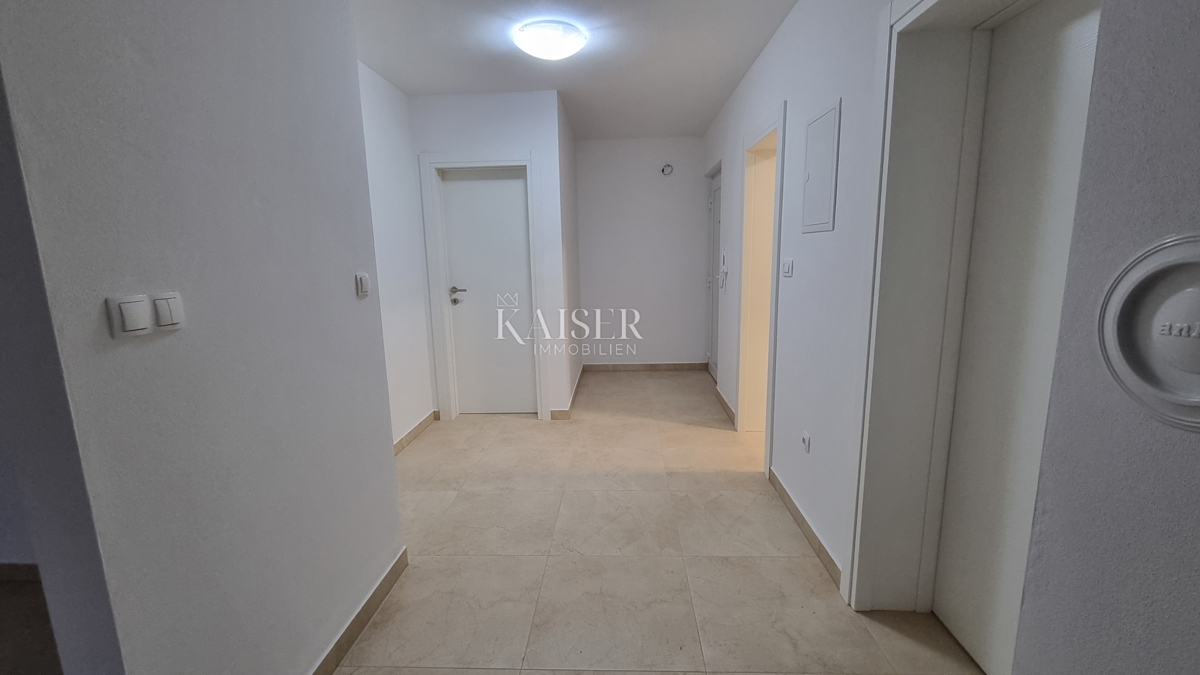 Appartamento Povile, Novi Vinodolski, 65m2