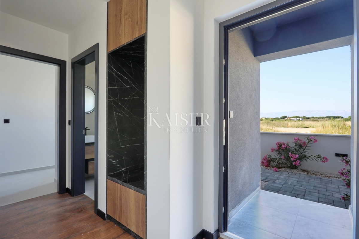  Zara, Privlaka, appartamento duplex con giardino privato, a 400 metri dal mare