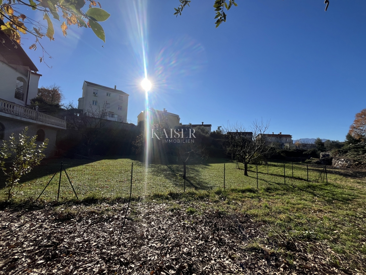 Srdoči - Terreno edificabile in pieno centro! 990 mq