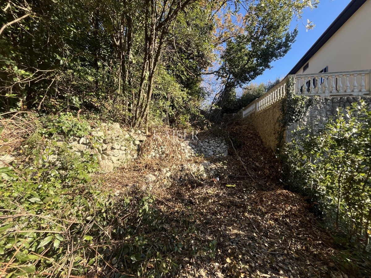 Srdoči - Terreno edificabile in pieno centro! 990 mq