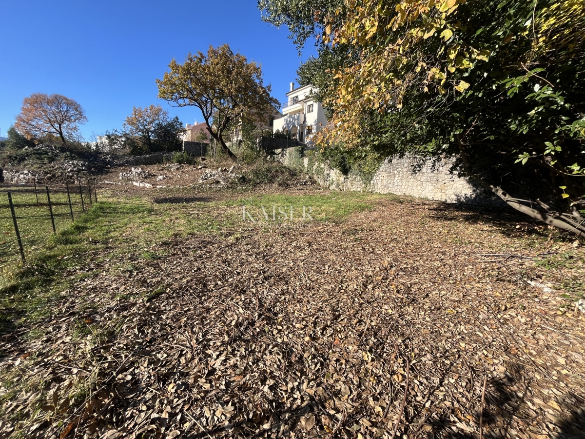 Srdoči - Terreno edificabile in pieno centro! 990 mq