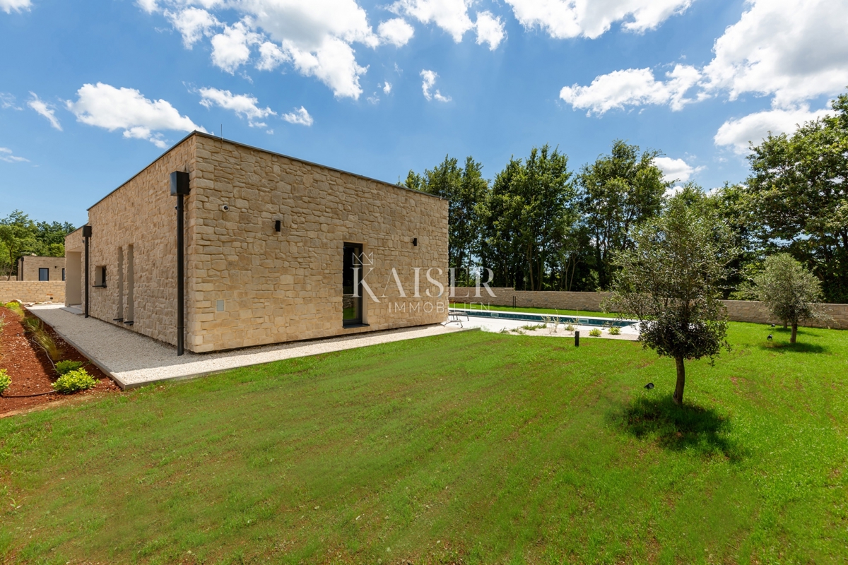 Istria, Svetvinčenat - villa di lusso 170m2 immersa nella natura