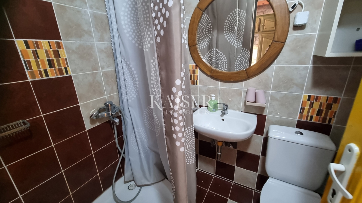 Crikvenica, Tribalj - bella casa in pietra con giardino