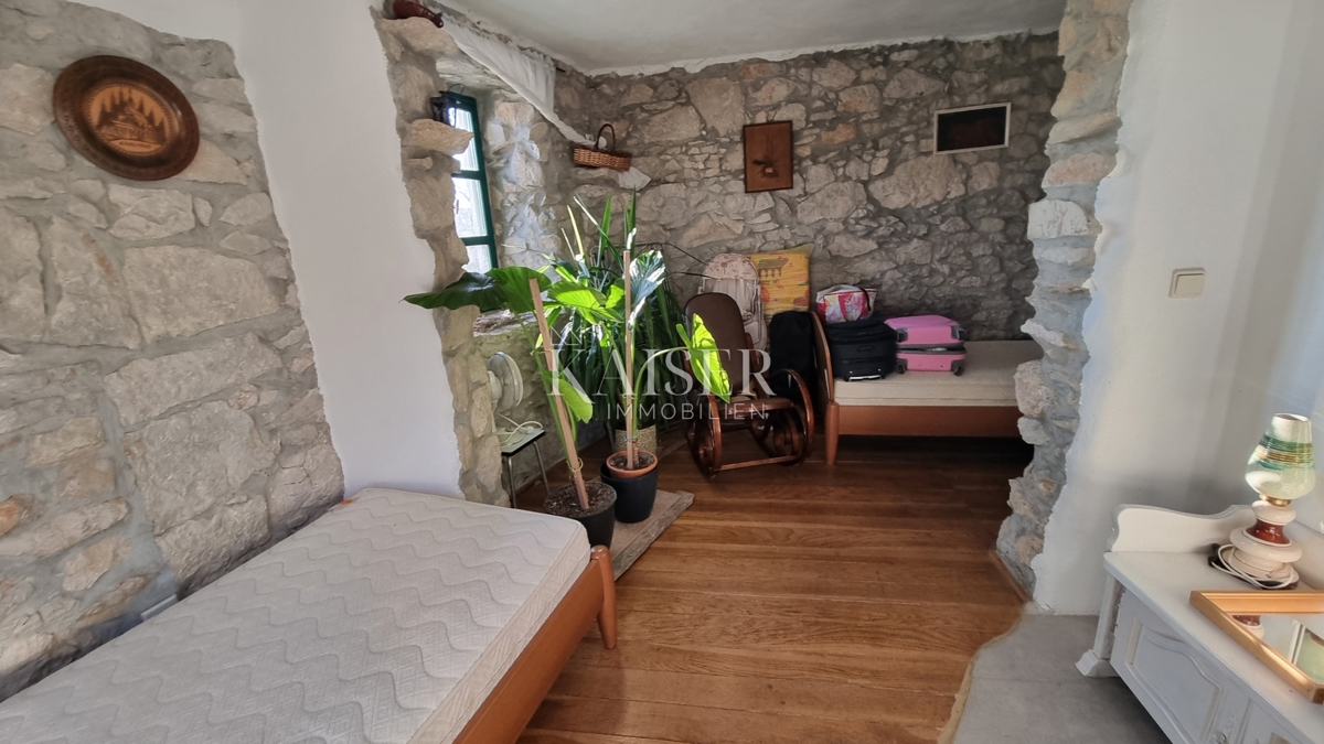 Crikvenica, Tribalj - bella casa in pietra con giardino