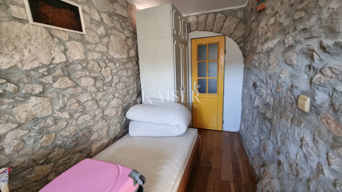 Crikvenica, Tribalj - bella casa in pietra con giardino