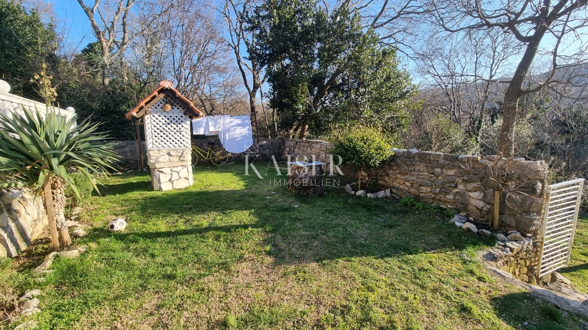 Crikvenica, Tribalj - bella casa in pietra con giardino