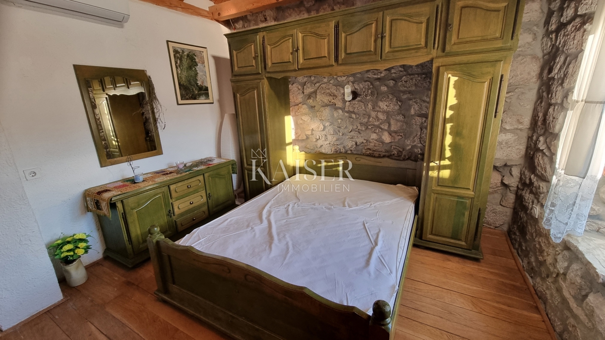 Crikvenica, Tribalj - bella casa in pietra con giardino