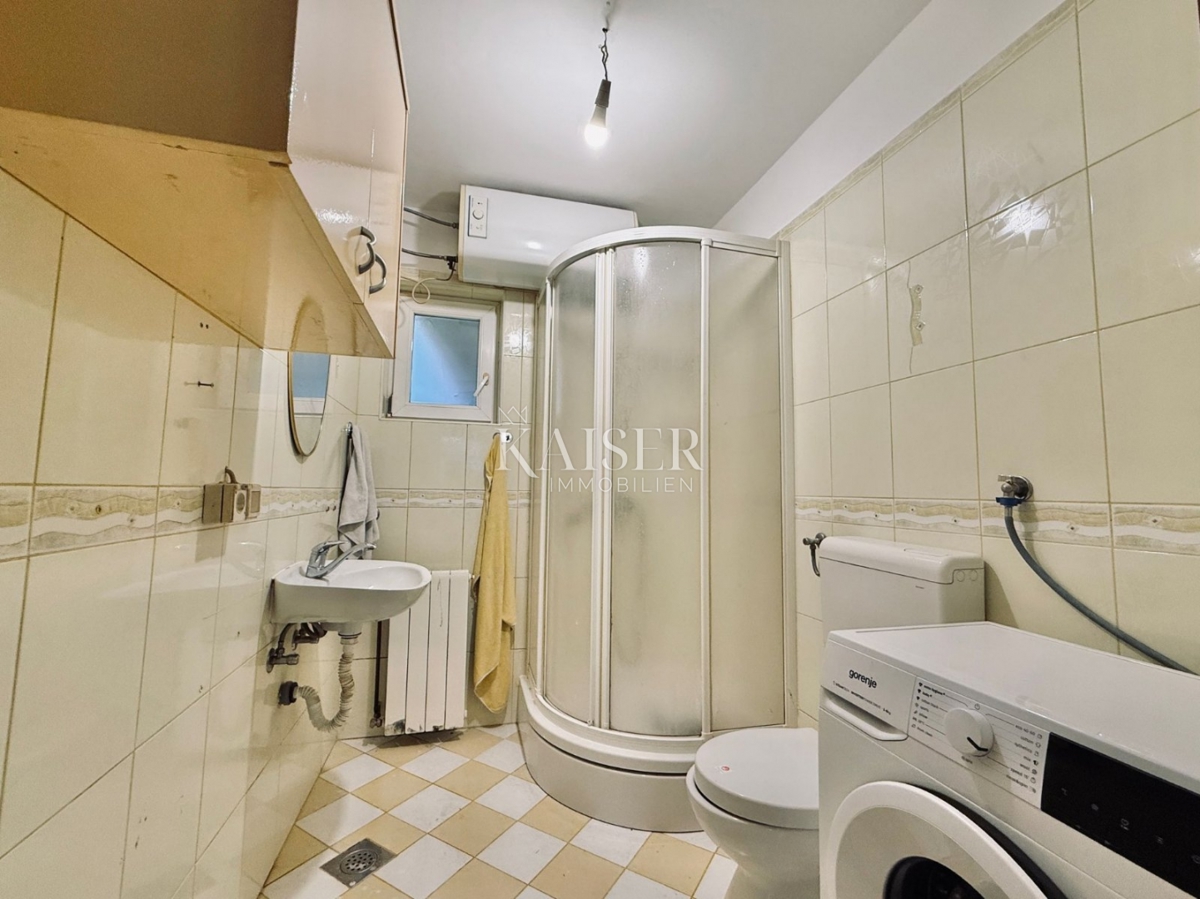 Rijeka, Grbci - casa con 2 appartamenti e giardino